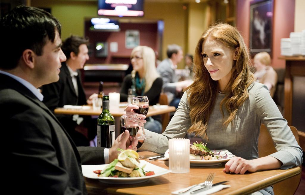 Clarendon Hotel ニューカッスル エクステリア 写真