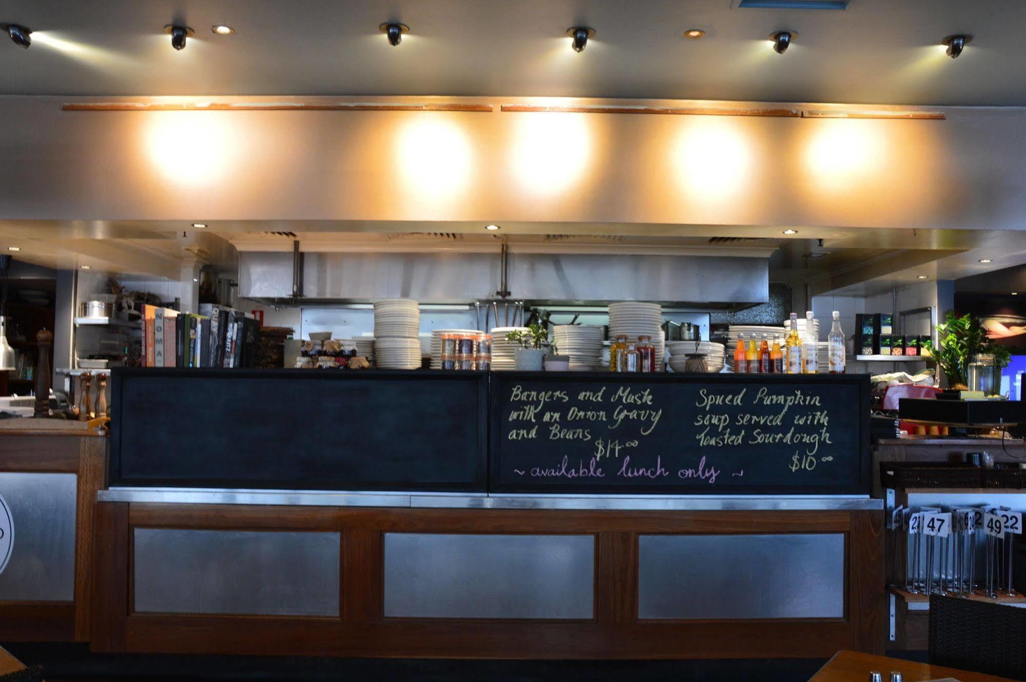 Clarendon Hotel ニューカッスル エクステリア 写真